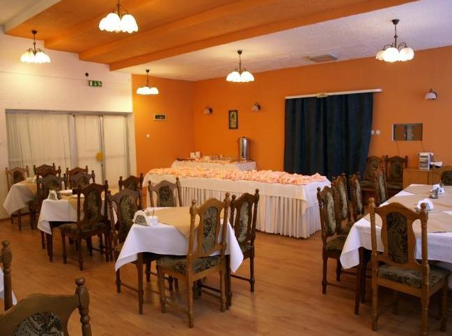 Lesna Polana Bed & Breakfast Sekocin Exterior photo
